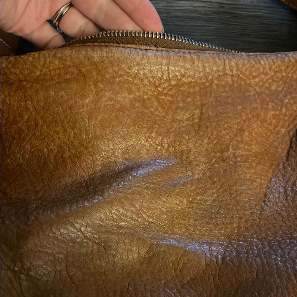 Roots vintage soft Tan Leather Shoulder Bag - Picture 11 of 11